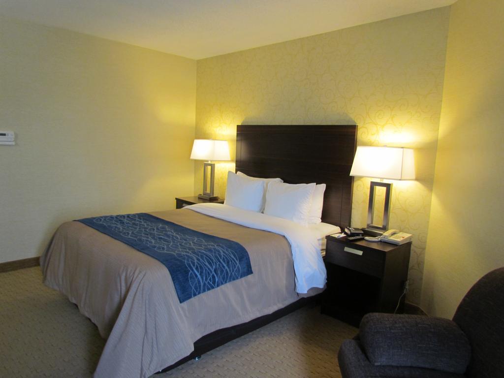 Comfort Inn Trois-Rivières Zewnętrze zdjęcie
