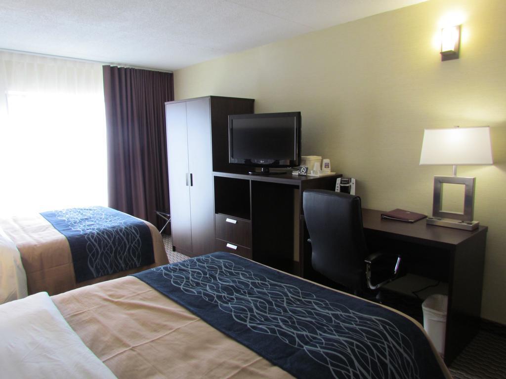 Comfort Inn Trois-Rivières Zewnętrze zdjęcie