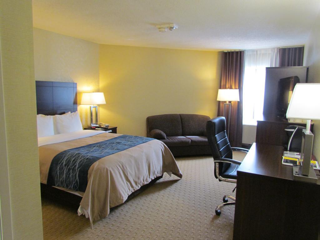 Comfort Inn Trois-Rivières Zewnętrze zdjęcie