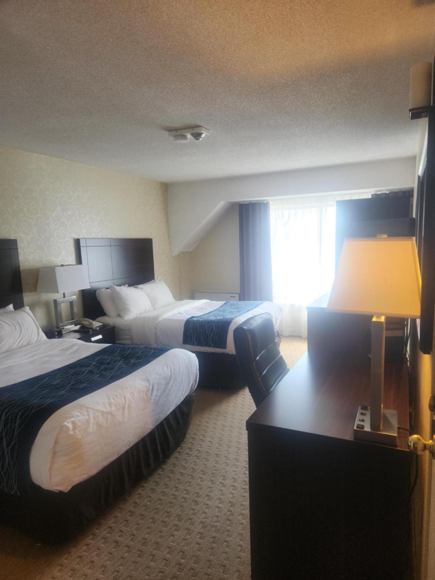 Comfort Inn Trois-Rivières Zewnętrze zdjęcie